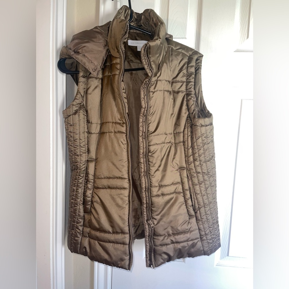 New York and Company Puffer Vest
